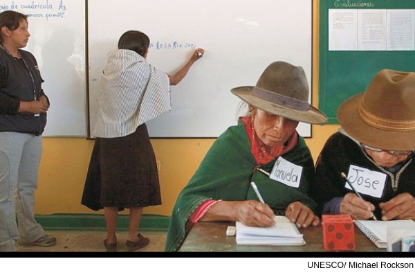 Chamada da UNESCO para os Prêmios Internacionais de Alfabetização
