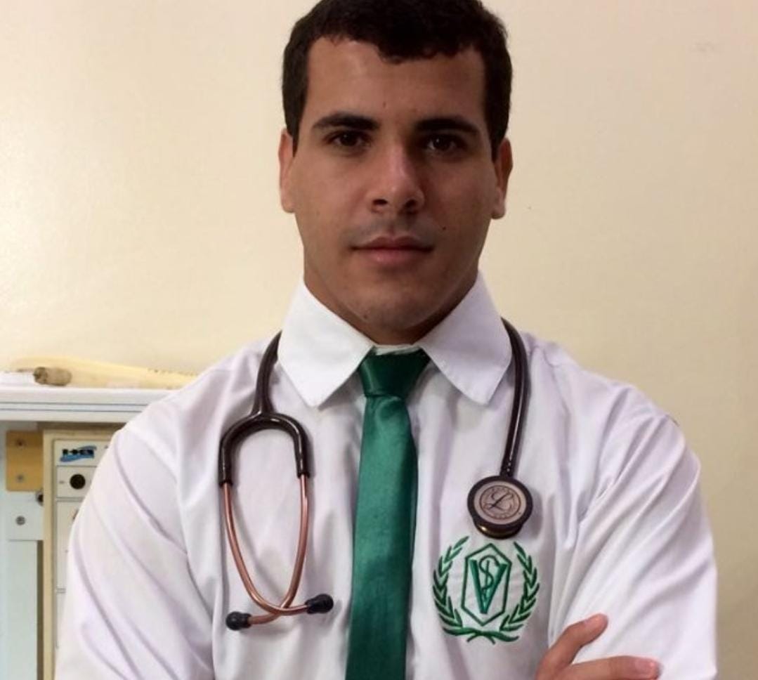 Lucas perf.jpg
