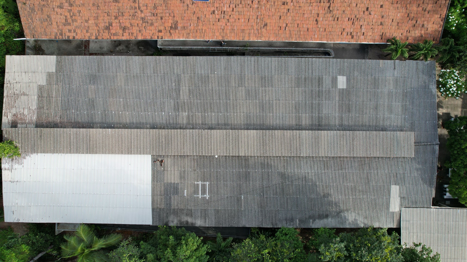 B2.JPG